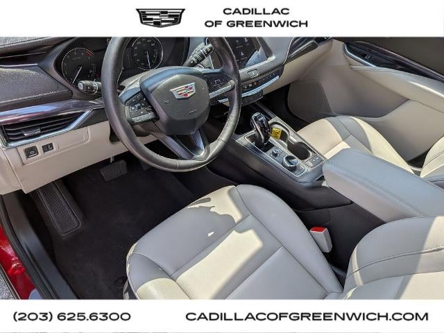 2023 Cadillac XT4 AWD Luxury