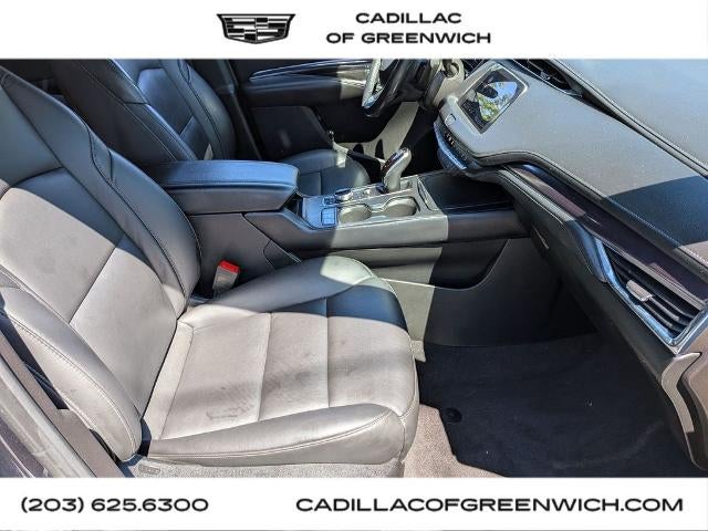2023 Cadillac XT4 AWD Luxury