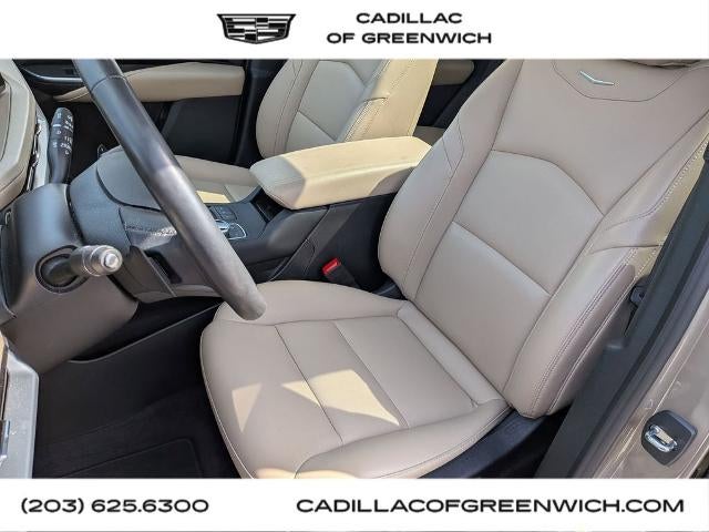 2024 Cadillac XT4 AWD Luxury