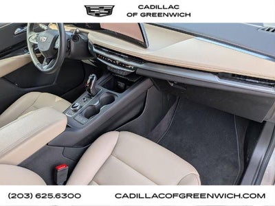 2024 Cadillac XT4 AWD Luxury