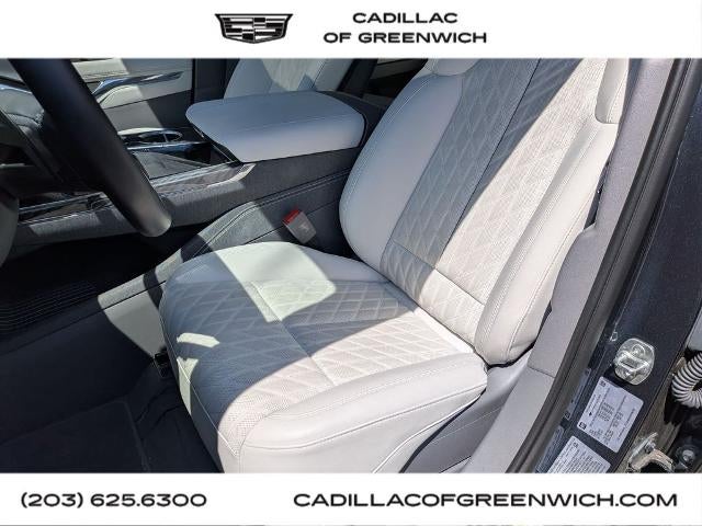 2025 Cadillac ESCALADE IQ Luxury 1