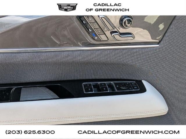 2025 Cadillac ESCALADE IQ Luxury 1