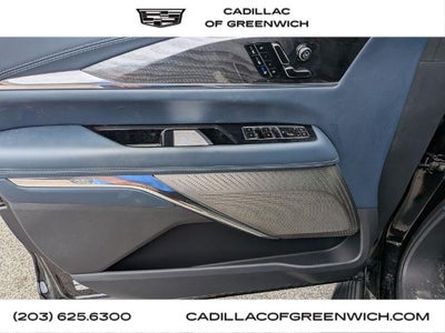 2025 Cadillac ESCALADE IQ Luxury 2