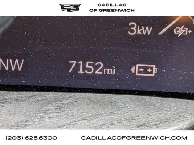 2025 Cadillac ESCALADE IQ Luxury 2