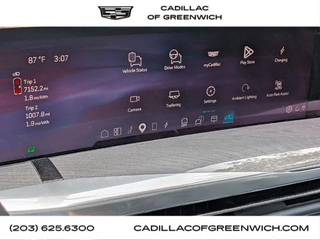 2025 Cadillac ESCALADE IQ Luxury 2