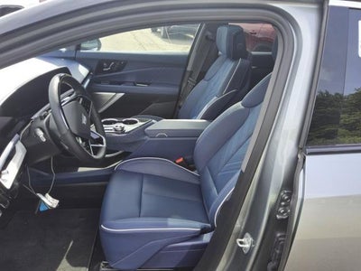2025 Cadillac OPTIQ Luxury